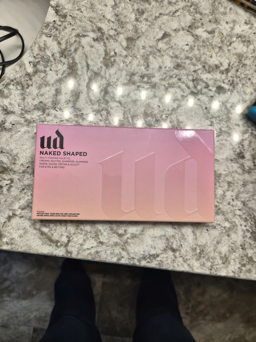 Urban Decay Pink to Peach Gradient Naked Shaped Eyeshadow Palette